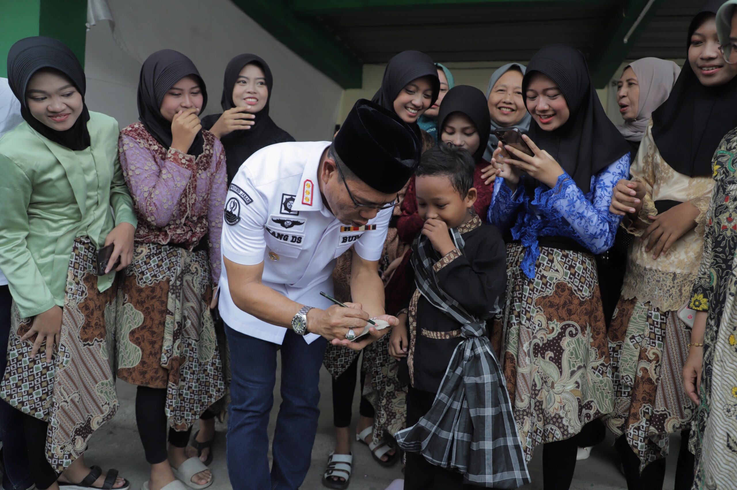 Selama Jadi Bupati Bandung, Kang DS Bakal Melanjutkan Program Insentif Guru Ngaji