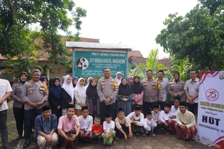Bakti Sosial Kapolres Tasik Kota Berikan santunan ke Panti Asuhan
