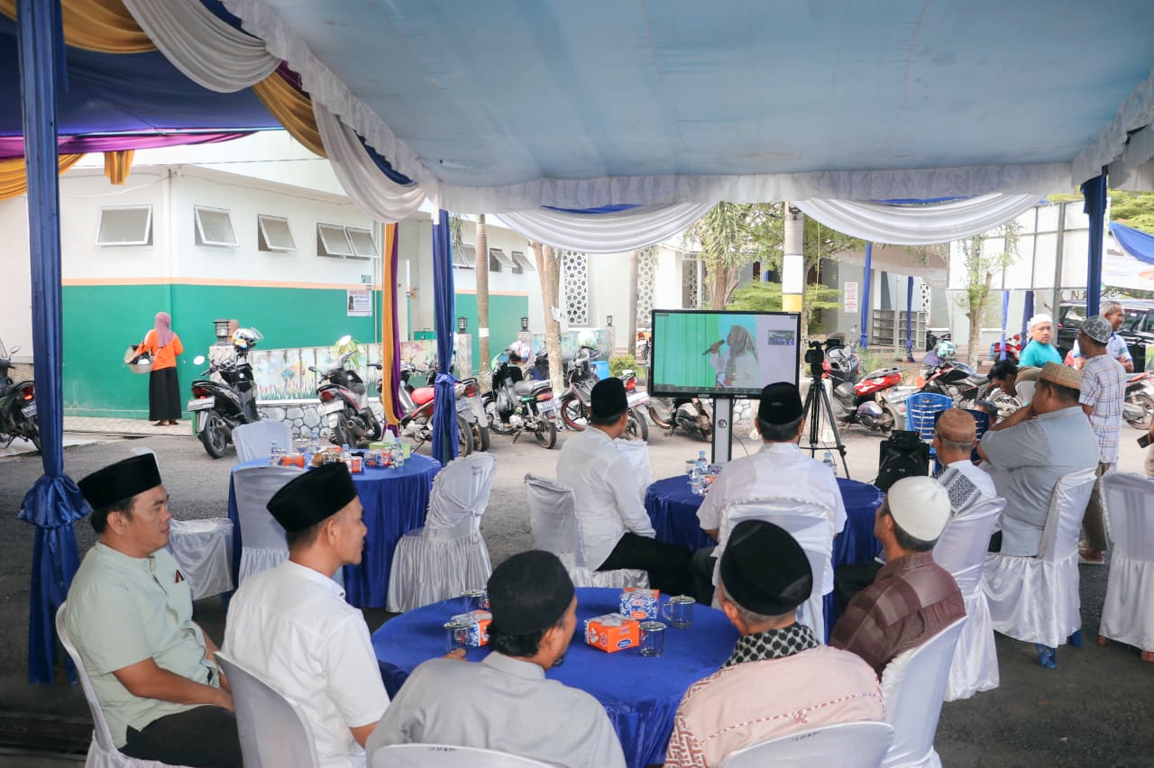 Gerakan Berkurban Serentak Se-Sumsel, Pj. Bupati Salurkan 10 Ekor Sapi
