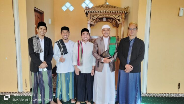 Paket Daging Kurban di Bagikan Ke-272 Jamaah Yang Ada di Kabupaten Sumba Tengah Paket Daging Kurban di Bagikan Ke-272 Jamaah Yang Ada di Kabupaten Sumba Tengah