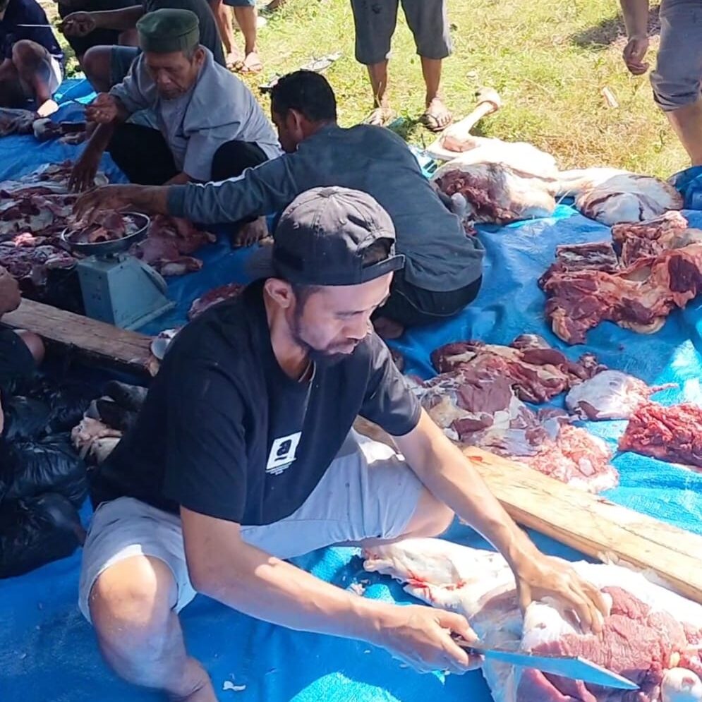 Paket Daging Kurban di Bagikan Ke-272 Jamaah Yang Ada di Kabupaten Sumba Tengah