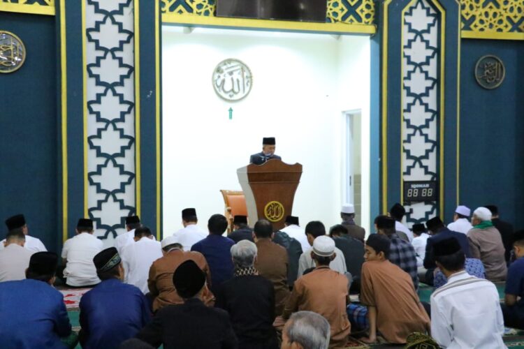 Kang DS Sebut Hari Raya Idul Adha 1445 H Momen Saling Memberi dan Saling Membantu Kepada Sesama Kang DS Sebut Hari Raya Idul Adha 1445 H Momen Saling Memberi dan Saling Membantu Kepada Sesama