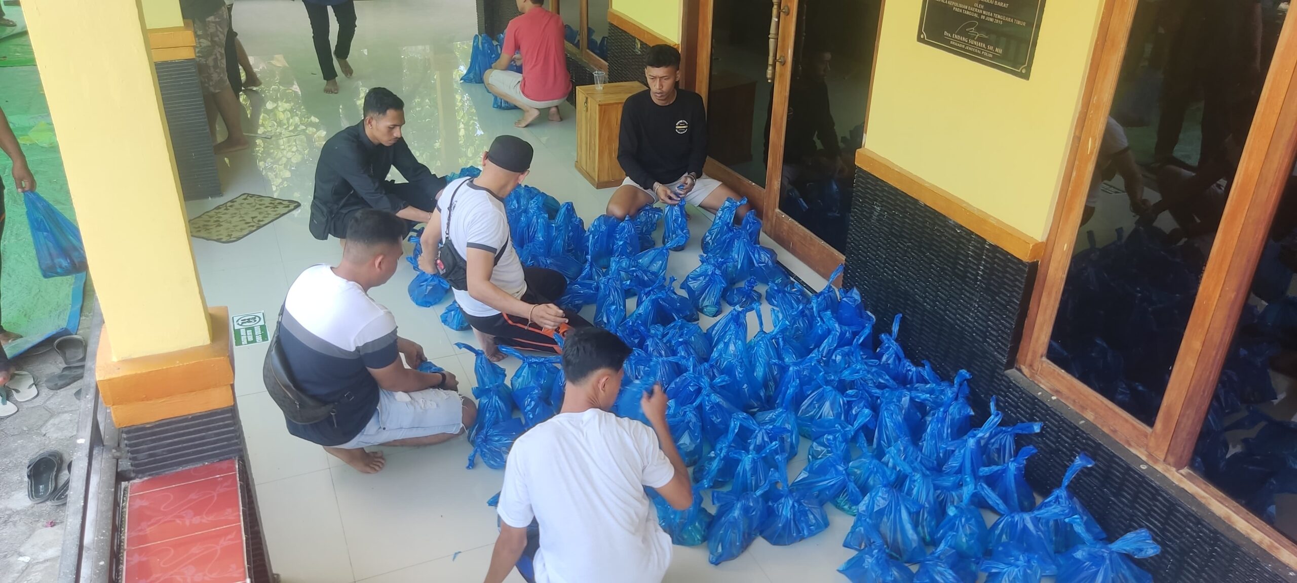 Momen Idul Adha 1445 H, Polres Mabar Sembelih 2 Ekor Sapi dan 11 Ekor Kambing Qurban