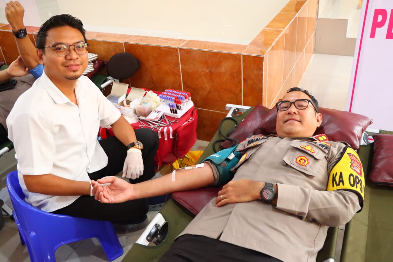 Meriahkan Hari Bhayangkara ke 78, Polres Tanggamus Gelar Donor Darah