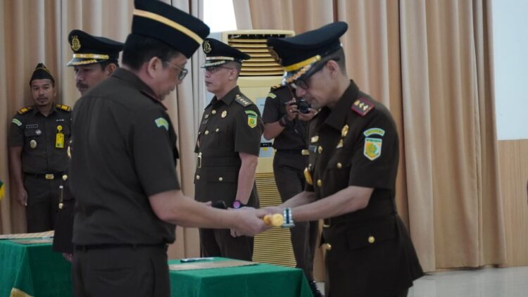 Pesan Kajati Kepri, Di Acara Pelantikan Pejabat Baru