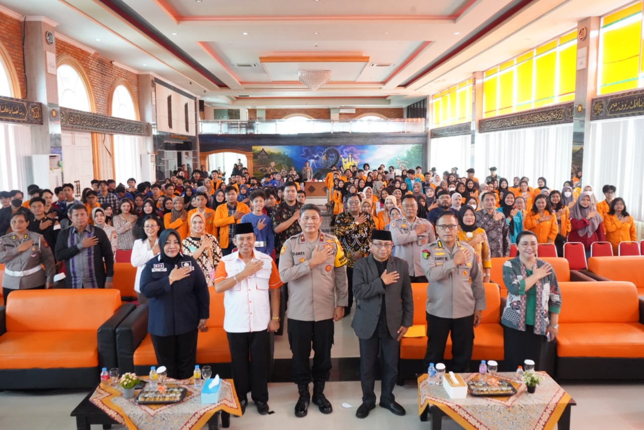 Wakapolda Kaltim Hadiri Kegiatan Penyuluhan Stunting di Universitas Balikpapan