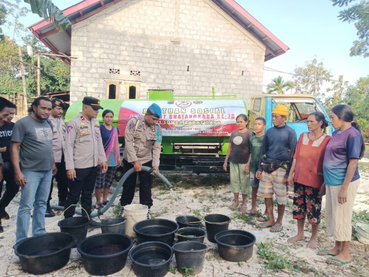 Bantuan Sosial Berupa Pemberian Air BersihSambut HUT Bhayangkara Ke-78