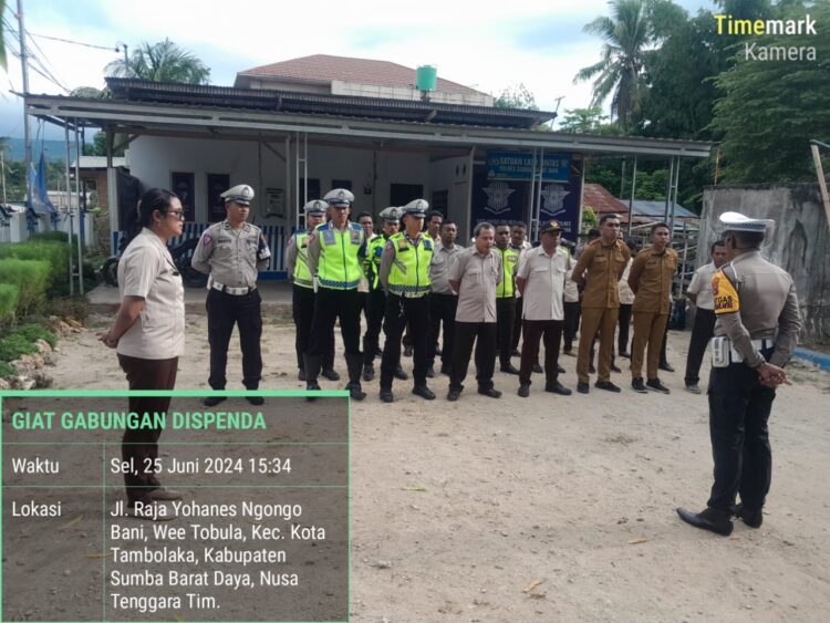 Giat OPS Gabungan Pemeriksaan Kendaraan Bersama DISPENDA UPTD Kab. SBD dan Dishub Diwilkum Polres SBD