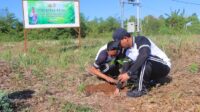 Peduli Kelestarian Alam, Kapolres SBD Pimpin Penanaman Anakan Pohon Jelang HUT Bhayangkara Ke-78,