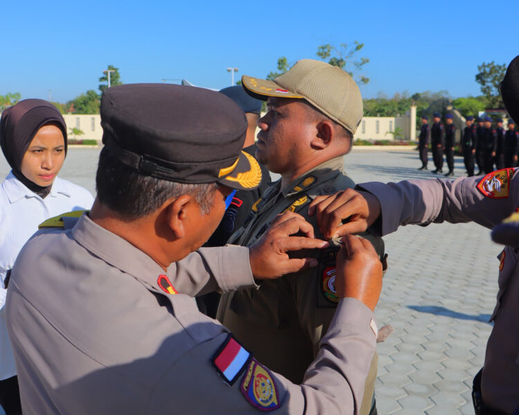 Giat Apel Gelar Pasukan OPS Patuh Turangga 2024