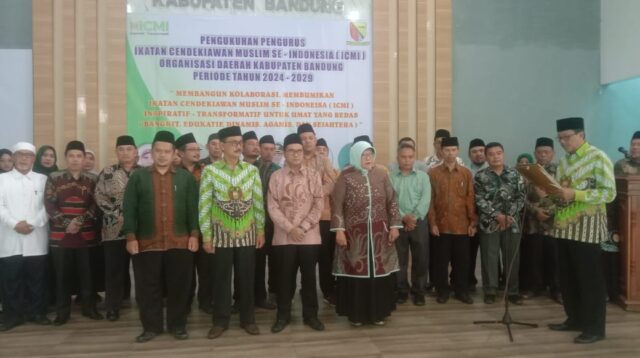 Drs H. Dah Saepullah Resmi Dilantik Jadi Ketua ORDA Ikatan Cendikiawan Muslim se-Indonesia (ICMI) Kabupaten Bandung Periode 2024-2029