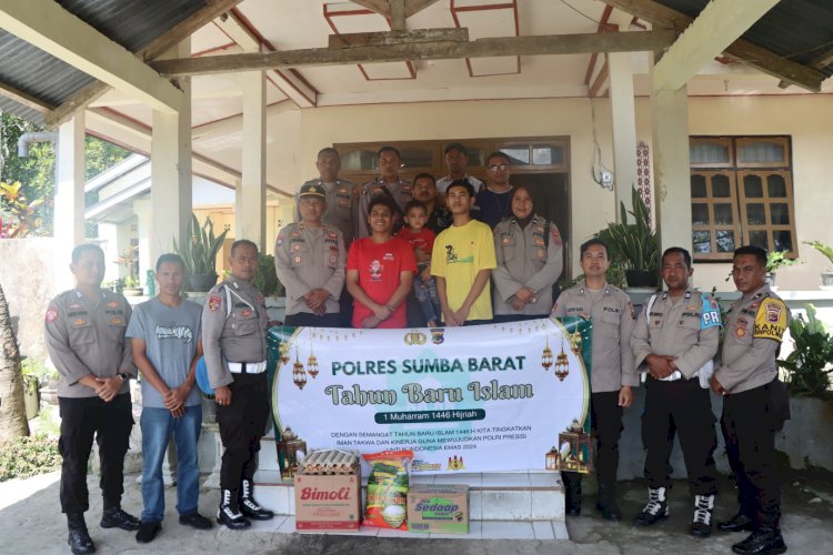 Polres Sumba Barat Berikan Bantuan dalam Rangka Tahun Baru Islam Polres Sumba Barat Berikan Bantuan dalam Rangka Tahun Baru Islam