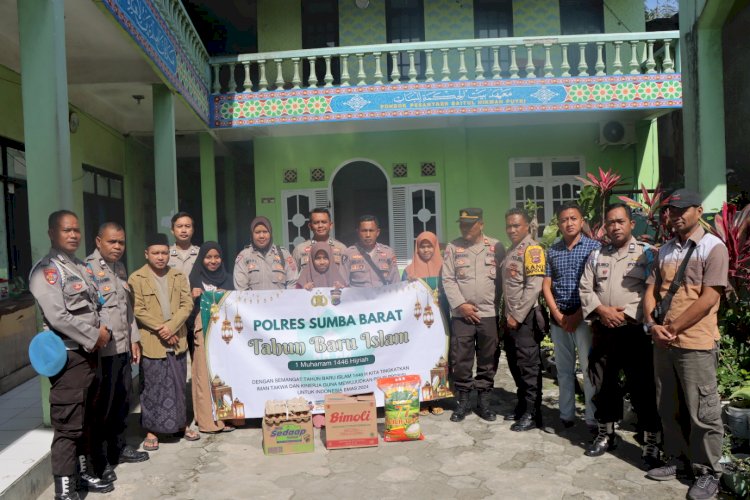Polres Sumba Barat Berikan Bantuan dalam Rangka Tahun Baru Islam