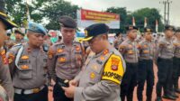 Pastikan Tidak Terlibat Judol, Kapolres Kukar Periksa HP Seluruh Personel