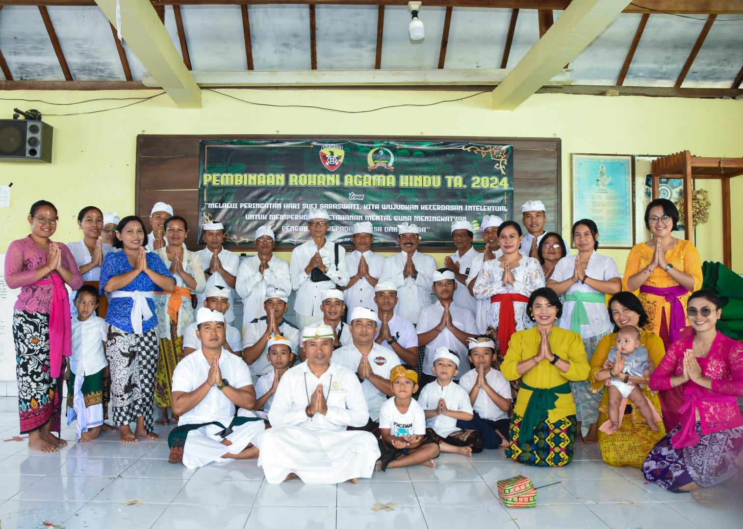 Korem 161/Wira Sakti gelar Binroh Hindu pada Hari Saraswati di Pura Wira Tirtha Yudha Asten Kuanino