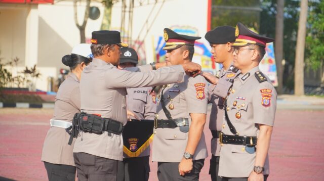 Pisah Sambut Kapolres Kutim, Kapolda Kaltim Pimpin Upacara Serah Terima Jabatan