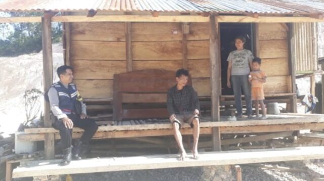 Bhabinkamtibmas Polsek Loli Gencar Lakukan Sambang di Desa Binaannya