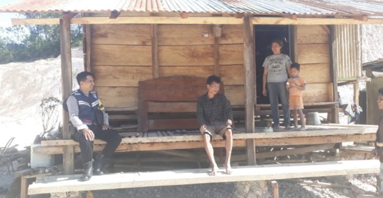 Bhabinkamtibmas Polsek Loli Gencar Lakukan Sambang di Desa Binaannya