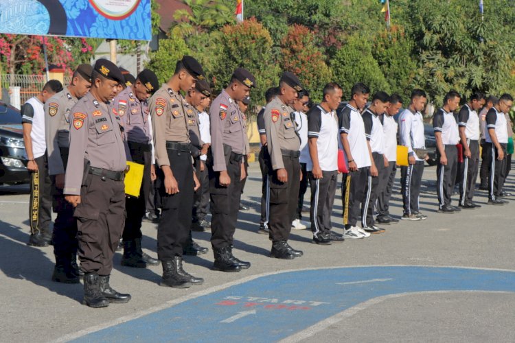 Pimpin Apel Pagi, Wakapolres Sumba Barat Minta Personel Bertugas dengan Tulus