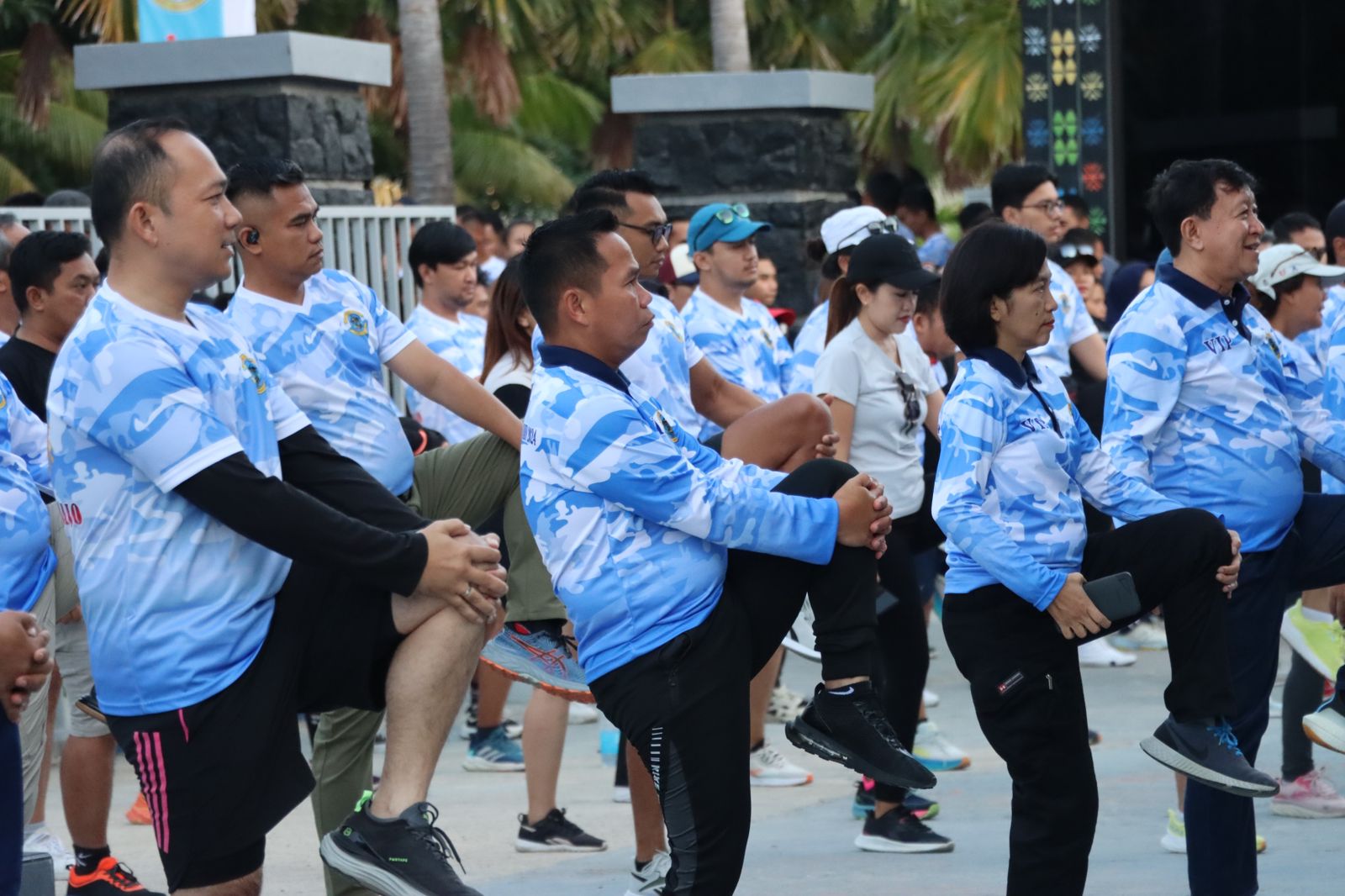 Peringati HUT Ke-3 Lanal Labuan Bajo, Polres Mabar Ikut Olahraga Bersama