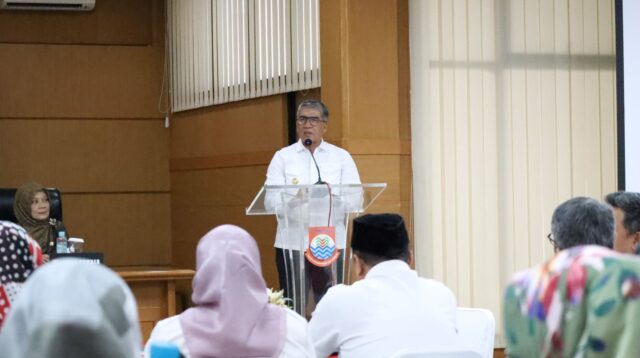 Rapat Koordinasi Statistik Sektoral Dan Evaluasi Publikasi Data: Komitmen Wujudkan Satu Data Cimahi Yang Berkualitas
