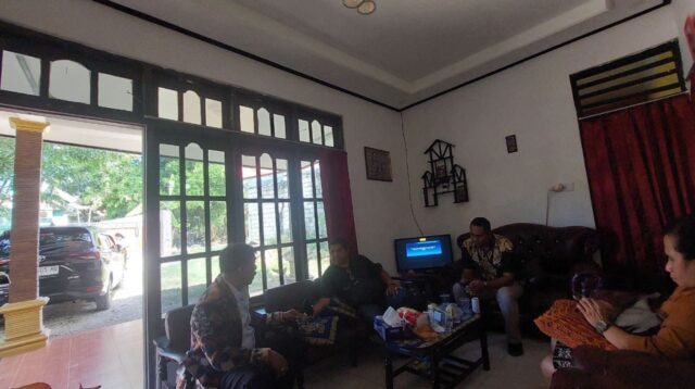 Dorong Perekonomian Masyarakat Kecil, George Hadjoh Siap Ijinkan PKL Berjualan di Trotoar Pada Malam Hari