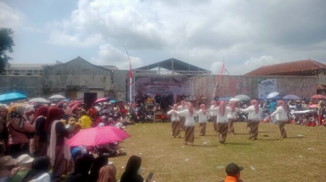 Gebyar Minangkala Hari Jadi Kabupaten Tasikmalaya Disambut Meriah Masyarakat Kecamatan Cineam 