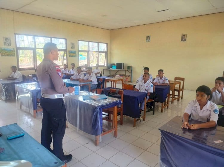 Jadilah Pelopor Keselamatan Berlalu Lintas, Pesan Kanit Kamsel Lantas Polres Belu untuk Pelajar SMKN 3 Atambua