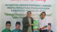 PPP Pessel Serahkan Rekomendasi Kepada Hendrajoni Bakal Calon Bipati