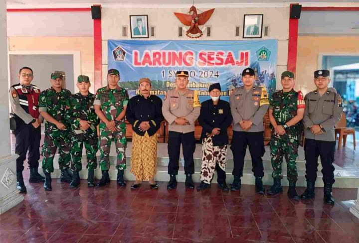 Tradisi Larung Sesaji Pantai Tambakrejo Blitar Lestarikan Budaya Leluhur