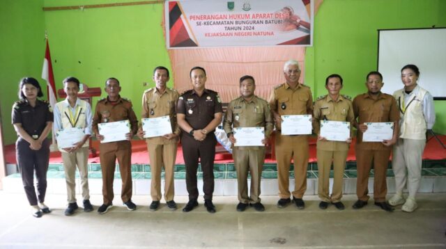 Jalankan Program Kejari Natuna Berikan Penerangan Hukum Terhadap Aparat Desa