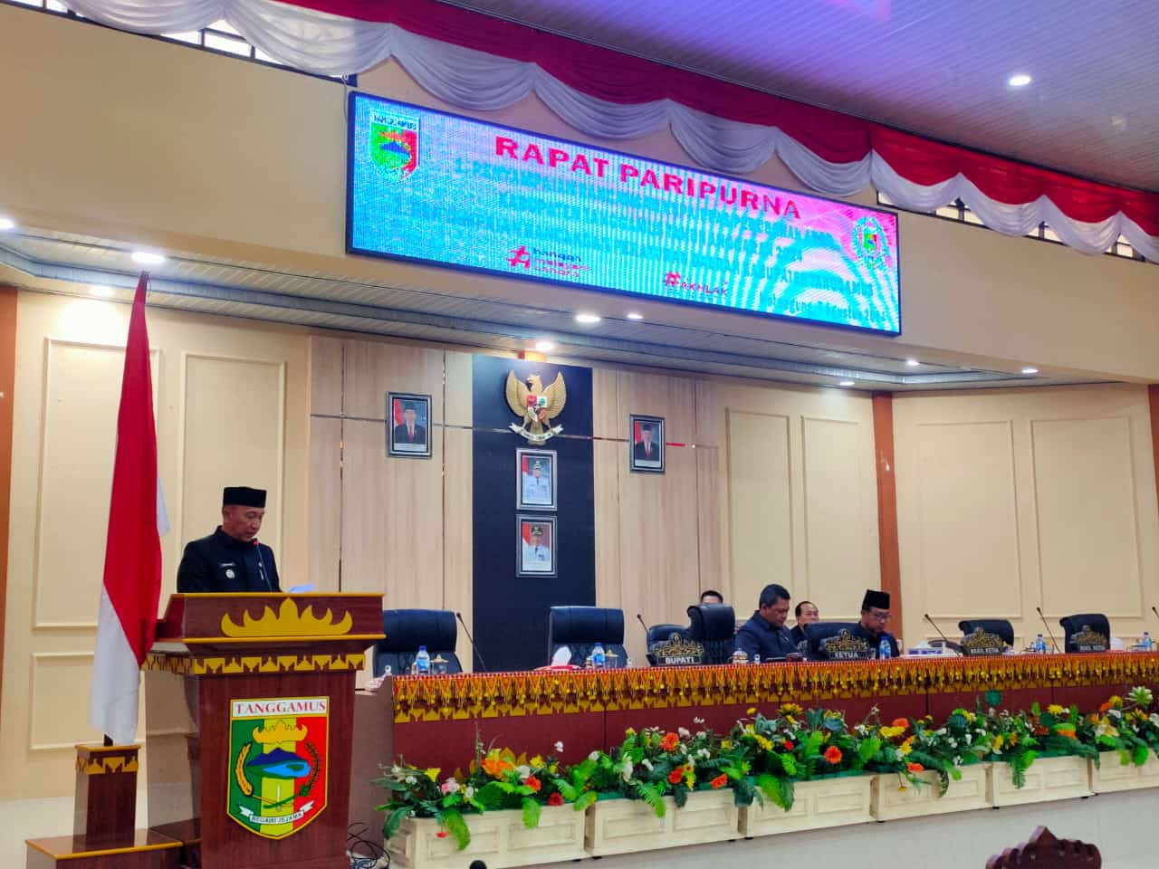 DPRD Tanggamus, Gelar Rapat Paripurna Penyampaian Rancangan KUPA, PPAS-P TA. 2024 Dirangkai Penyampaian Rancangan Perda Tentang Pengelolaan Air Limbah Domestik