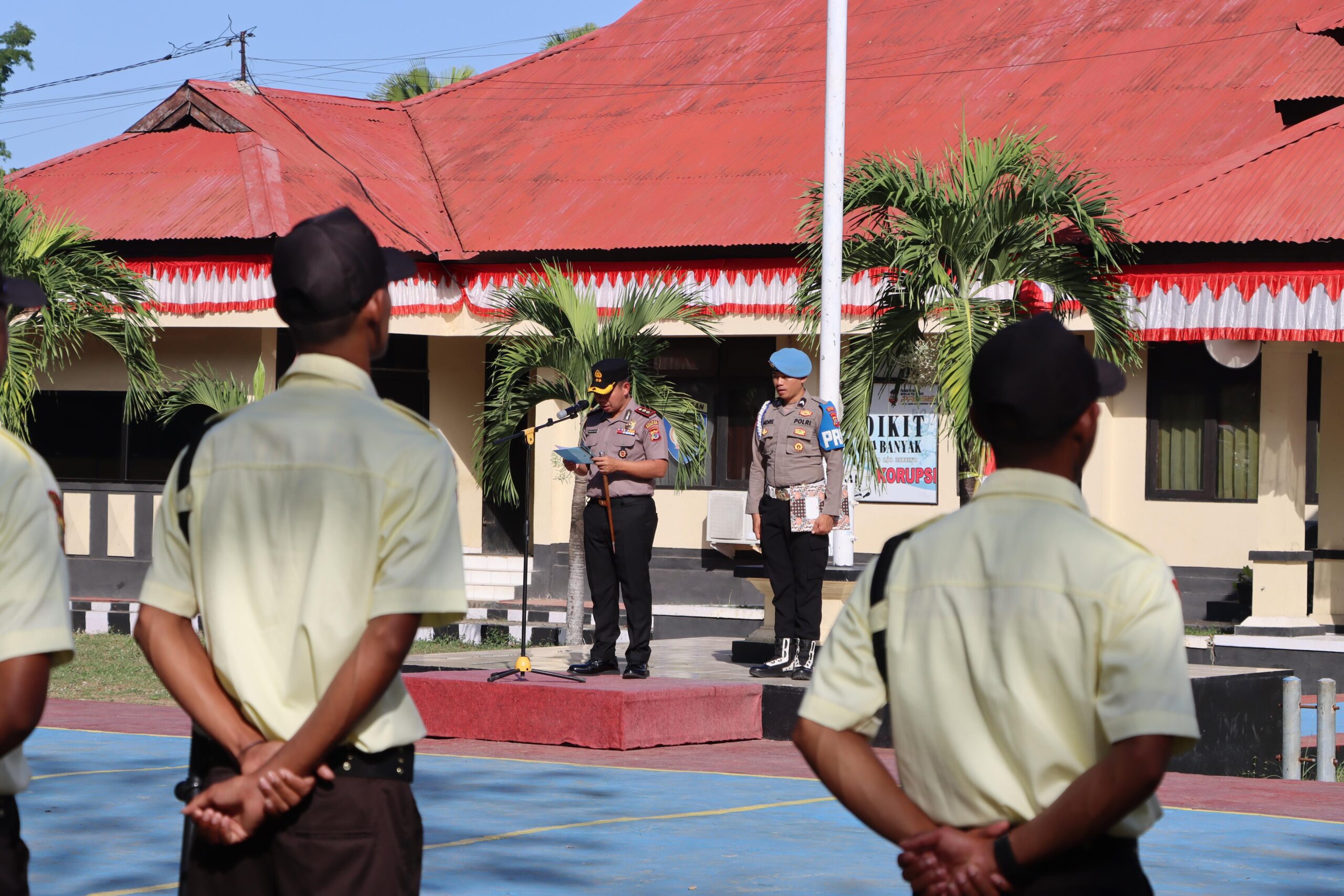 Kapolres Mabar : Tampilkan Jati Diri Satpam Yang Profesional Dalam Melaksanakan Tugas