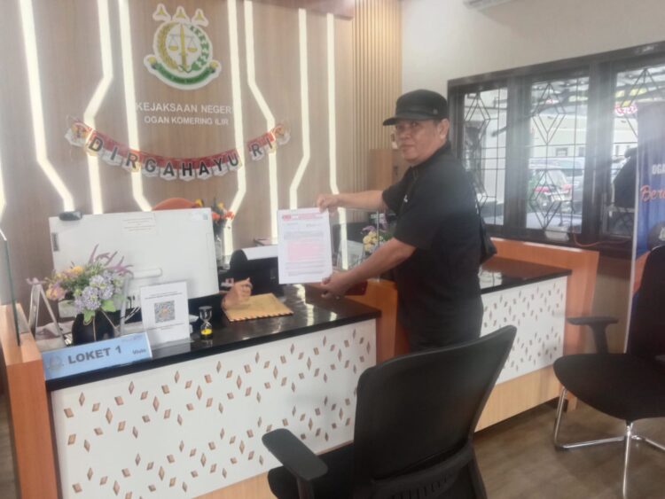 Dana BOS: SPM Sumsel Laporkan 7 SD di Lempuing, OKI Ke Kajari  Atas Dugaan Mark Up