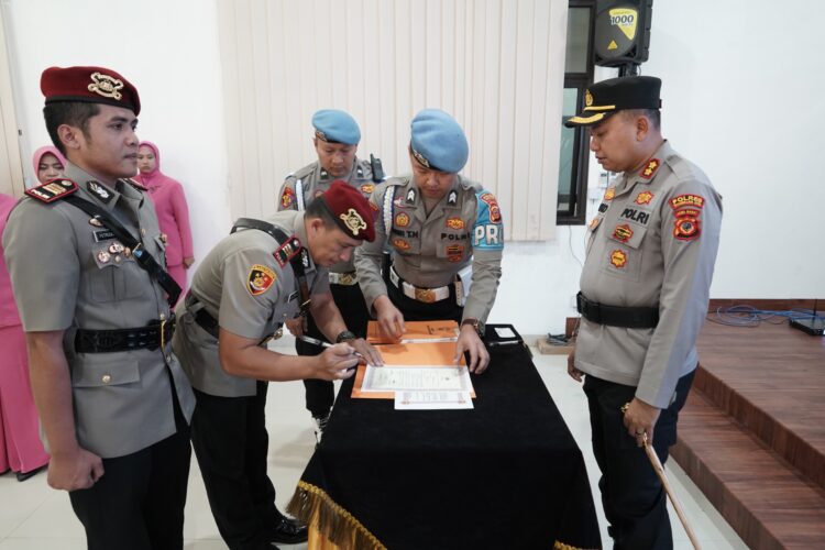 Kapolres Tasik Kota Pimpin Serah Terima Jabatan Kasat Reskrim dan Kapolsek Jajaran