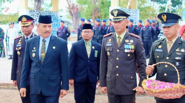 Dandim 1601/ST Pimpin Upcara Ziarah Nasional Di TMP Umbu Ndawa Kareuk Dalam Rangka Hari Kemerdekaan RI Ke-79