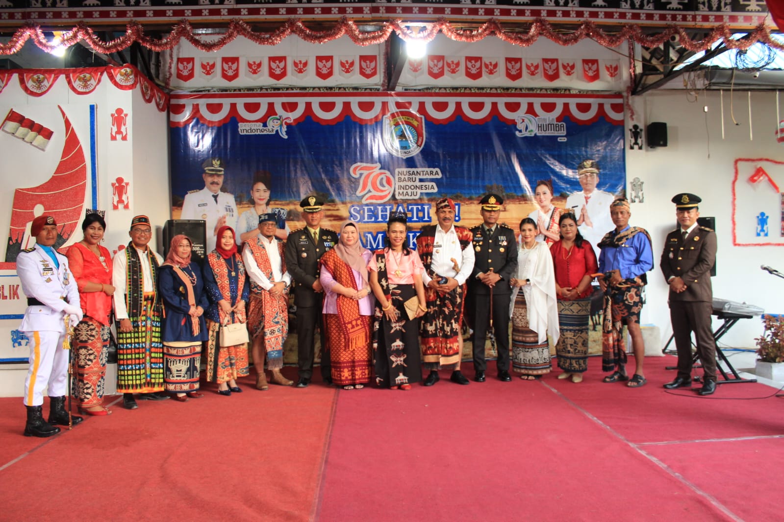 Dandim 1601/Sumba Timur Dan Forkopimda Ikuti Upacara Penurunan Bendera Merah Putih HUT RI Ke-79