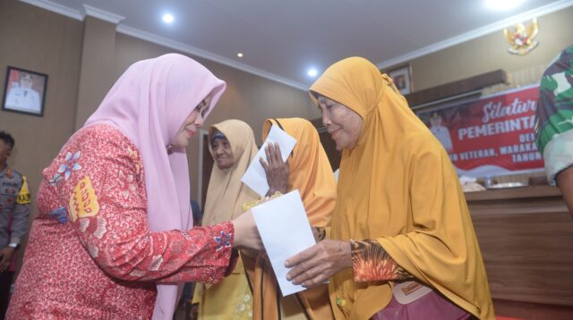 Bupati Bima Silaturahmi Dengan Legiun Veteran dan Warakawuri