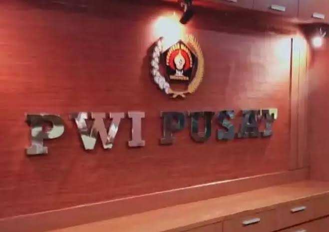 Tiga Anggota PWI Direkomendasikan untuk Diberhentikan dan PWI di Beberapa Wilayah Dibekukan