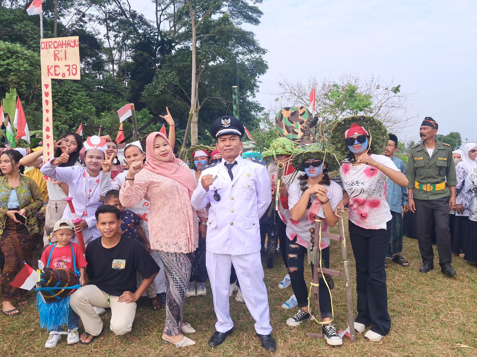 Desa Karyawangi Sabet Dua Juara, Di Peringatan Carnaval HUT RI 79