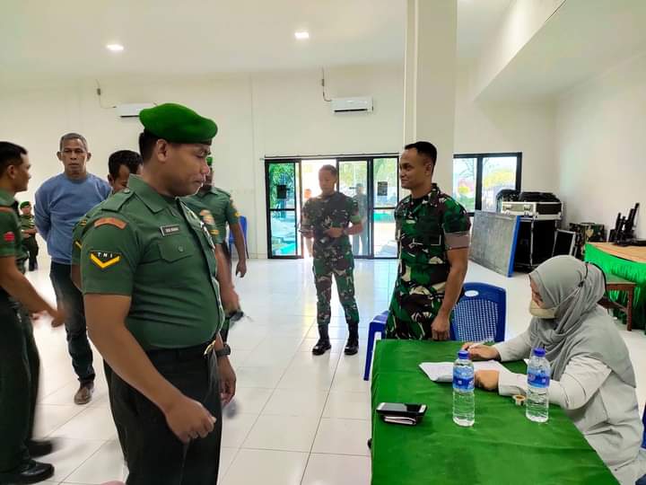 Pengukuran Pakaian PDH Bantuan Kasad Oleh Tim Denbekang IX-44-01 Kupang,di Kodim 1601/ST