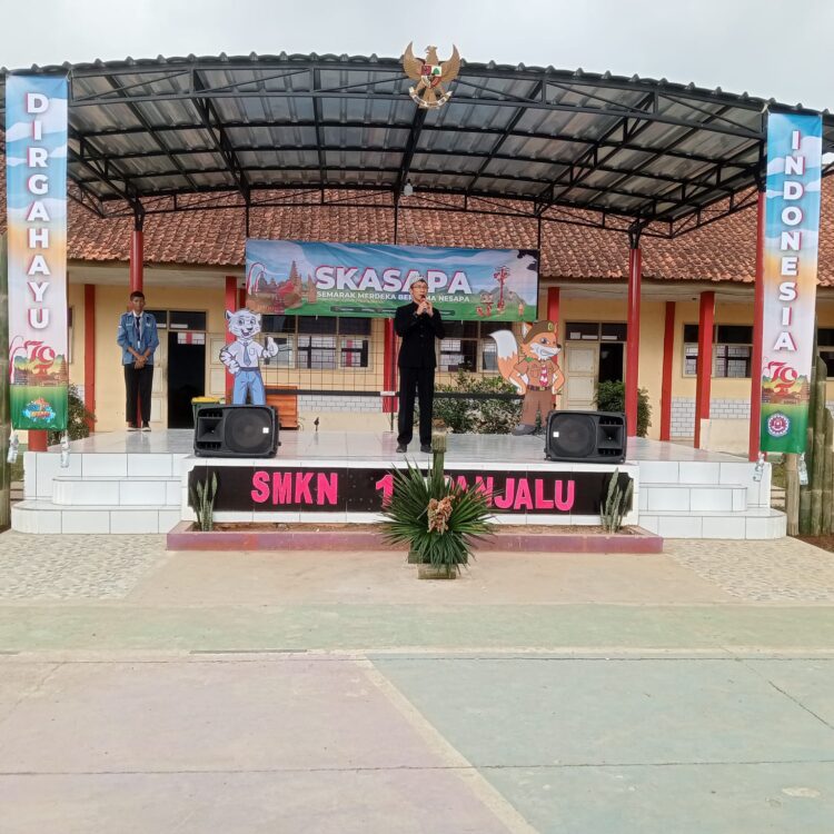 Dalam Rangka Menyambut Hut Ri Ke 79 & Hut Jawa Barat Ke 79 SMK Negeri 1 Panjalu Menggelar Beberapa Perlombaan