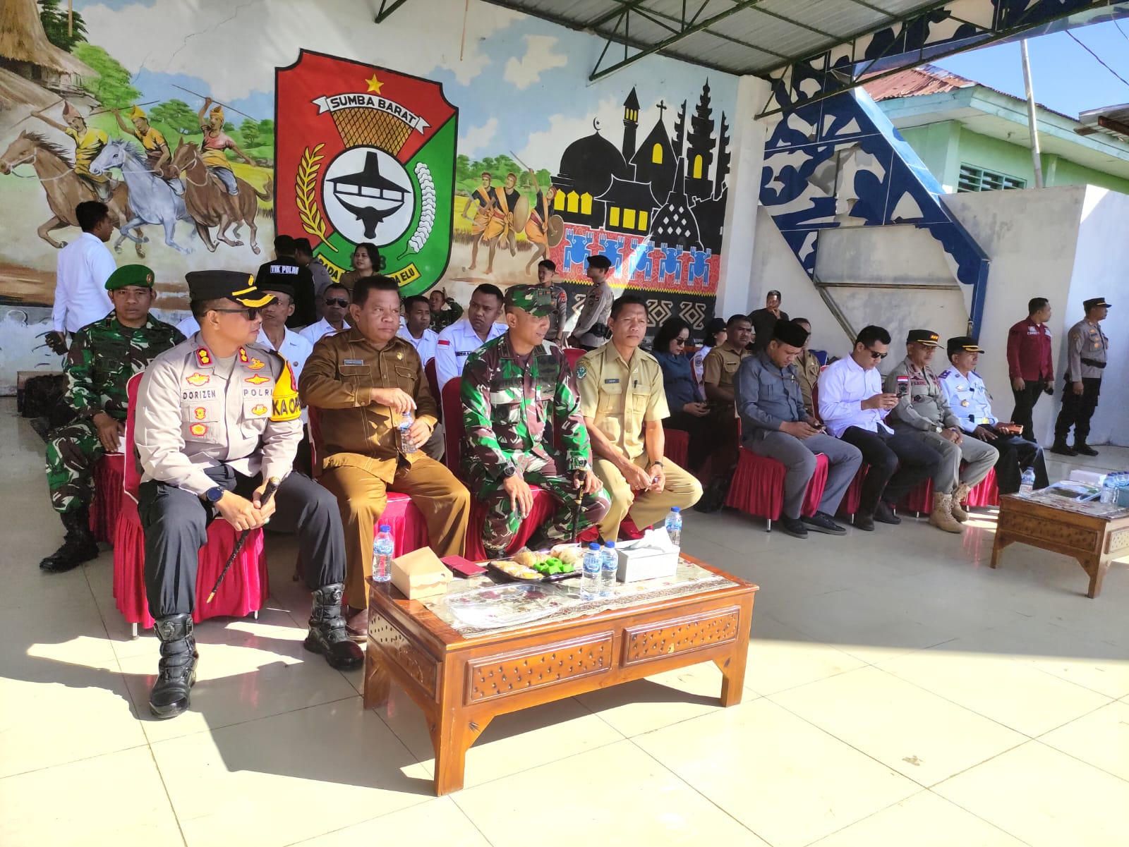 Dandim Beserta Personel Kodim 1613/Sumba Barat Mengikuti Apel Gelar Pasukan Operasi Mantap Praja Turangga 2024