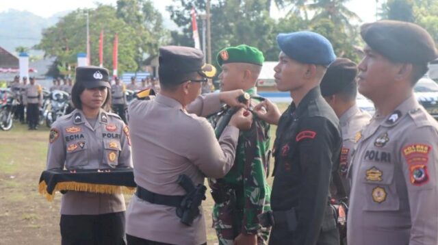 Siap Amankan Pilkada Serentak 2024, Polres Sumba Barat Laksanakan Apel Gelar Pasukan dan Almatsus