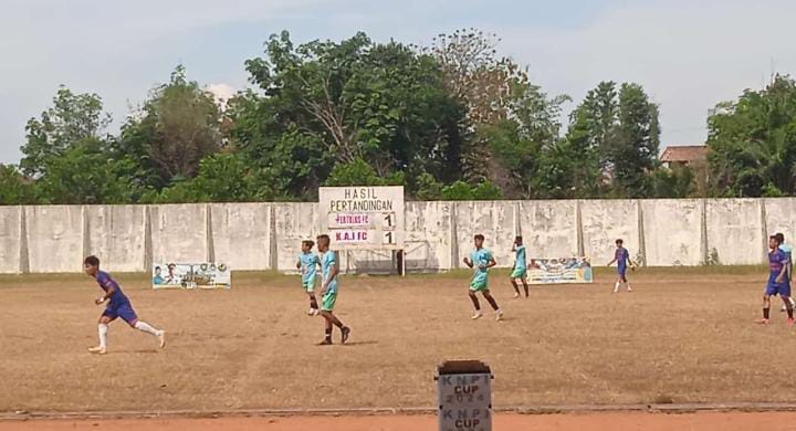 Pemain KAI FC Nyaris Bentrok Dengan Penonton,Tim KAI FC Tak Layak Melaju Ke Final