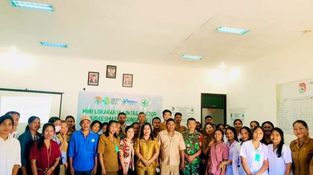 Babinsa Karera Hadiri Lokakarya Mini Lintas Sektor Bidang Kesehatan Puskesmas Nggongi