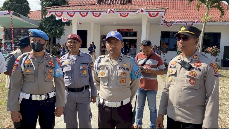 Kapolres Sumba Barat AKBP Hendra Dorizen Pimpin Pengamanan Pendaftaran Calon Bupati di Sumba Tengah