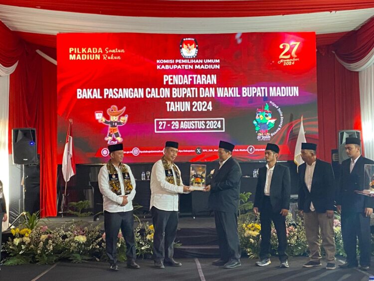 Mantan Bupati Madiun dan Wakilnya 'Duel Adu Arep' dalam Pilkada 2024