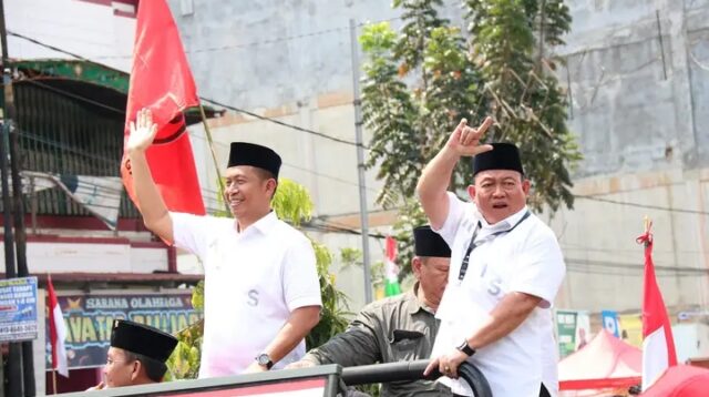 Puluhan Ribu Simpatisan, Relawan Dan Keluarga Membludak, Menyatakan Sikap Mendukung Penuh Memenangkan Pasangan ROIS