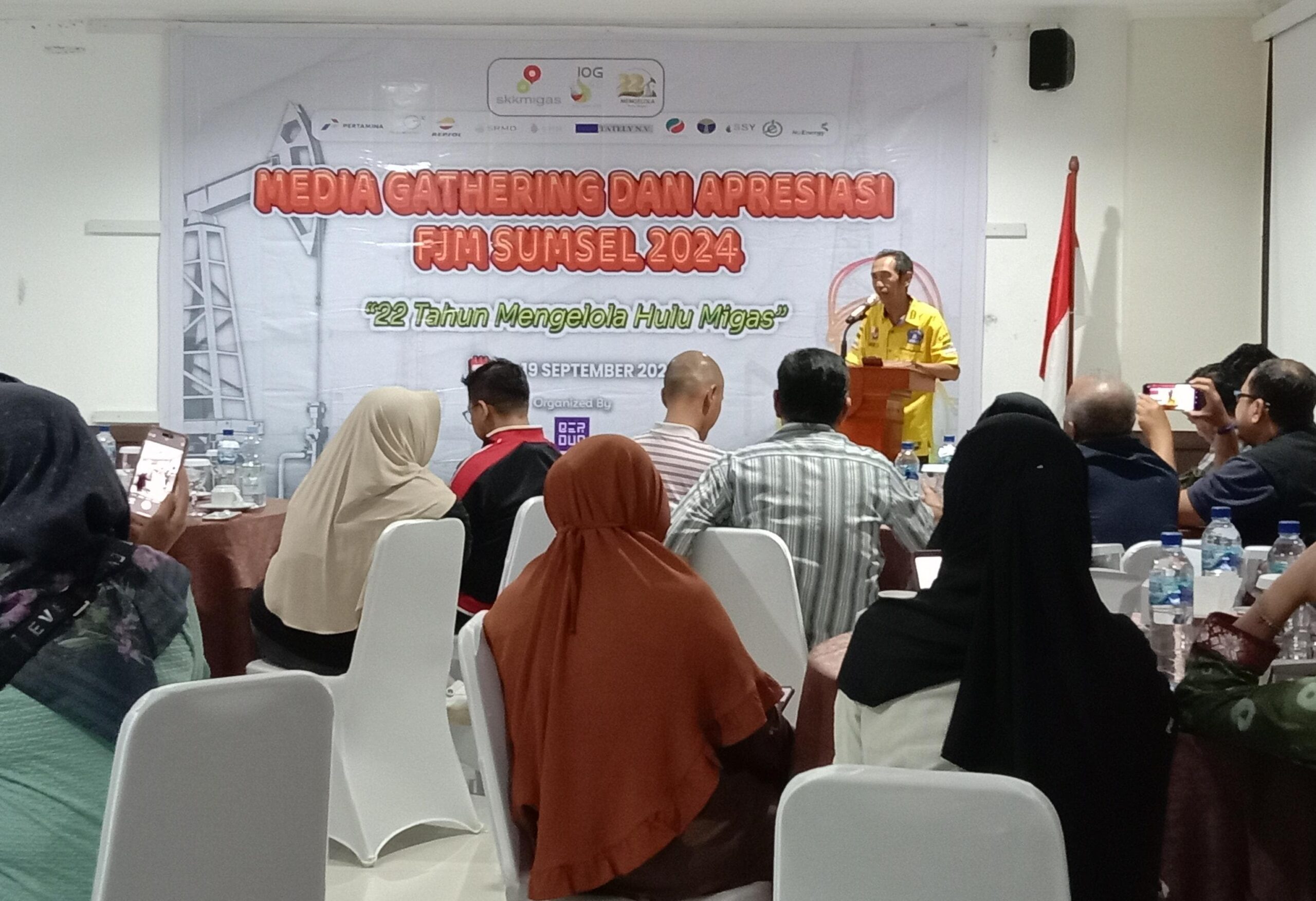 Puluhan Wartawan Ikuti Media Gathering SKK Migas Bersama KKKS Dan FJM Puluhan Wartawan Ikuti Media Gathering SKK Migas Bersama KKKS Dan FJM